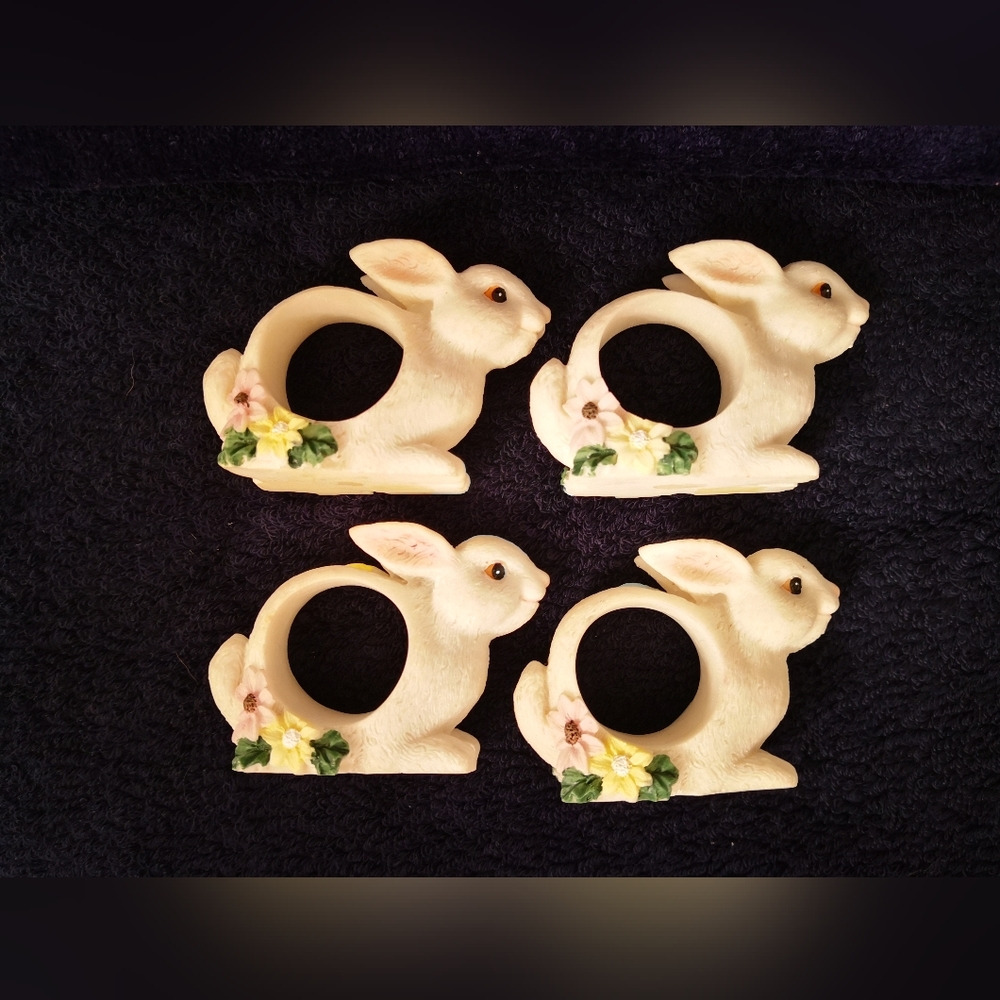 SALE Gorgeous Resin Bunny Napkin Rings - Picture 3 of 9